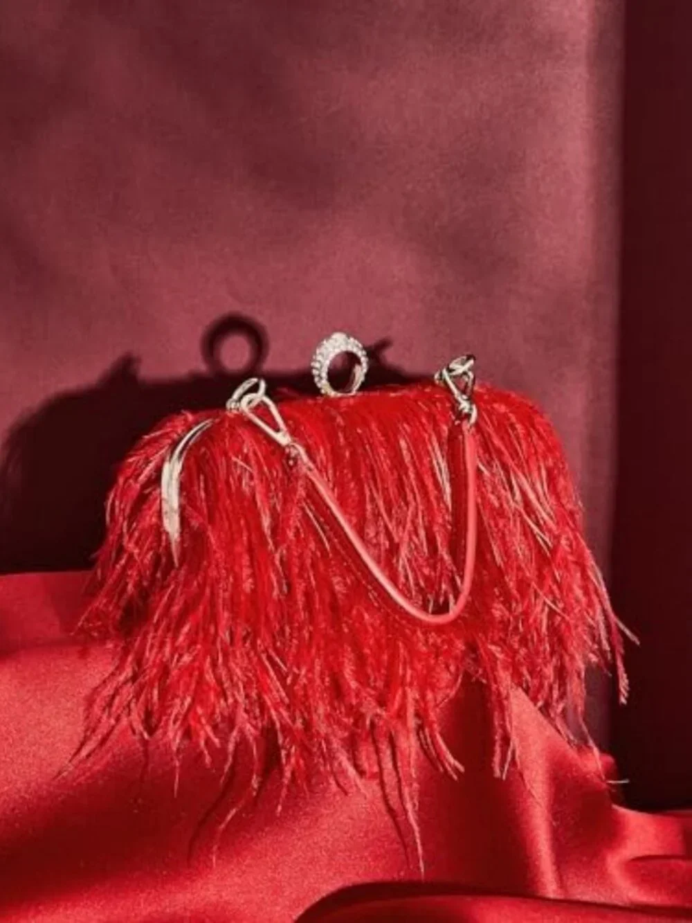Chic Ostrich Feather Purse for Women | Stylish Handbag | Trendy Evening Bag